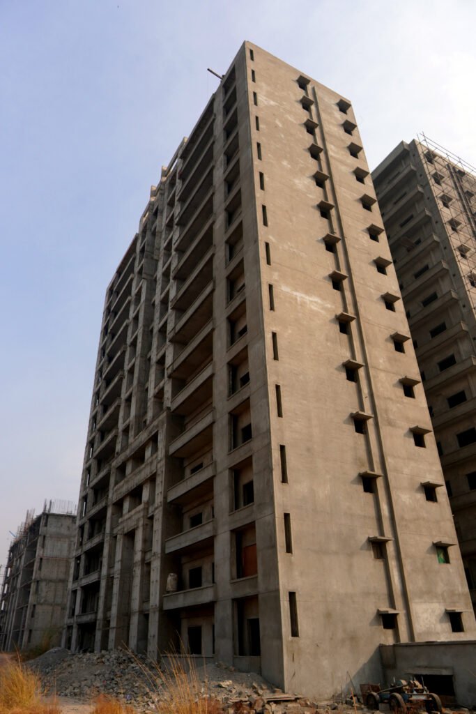 3-Bed Apartment, Askari 14